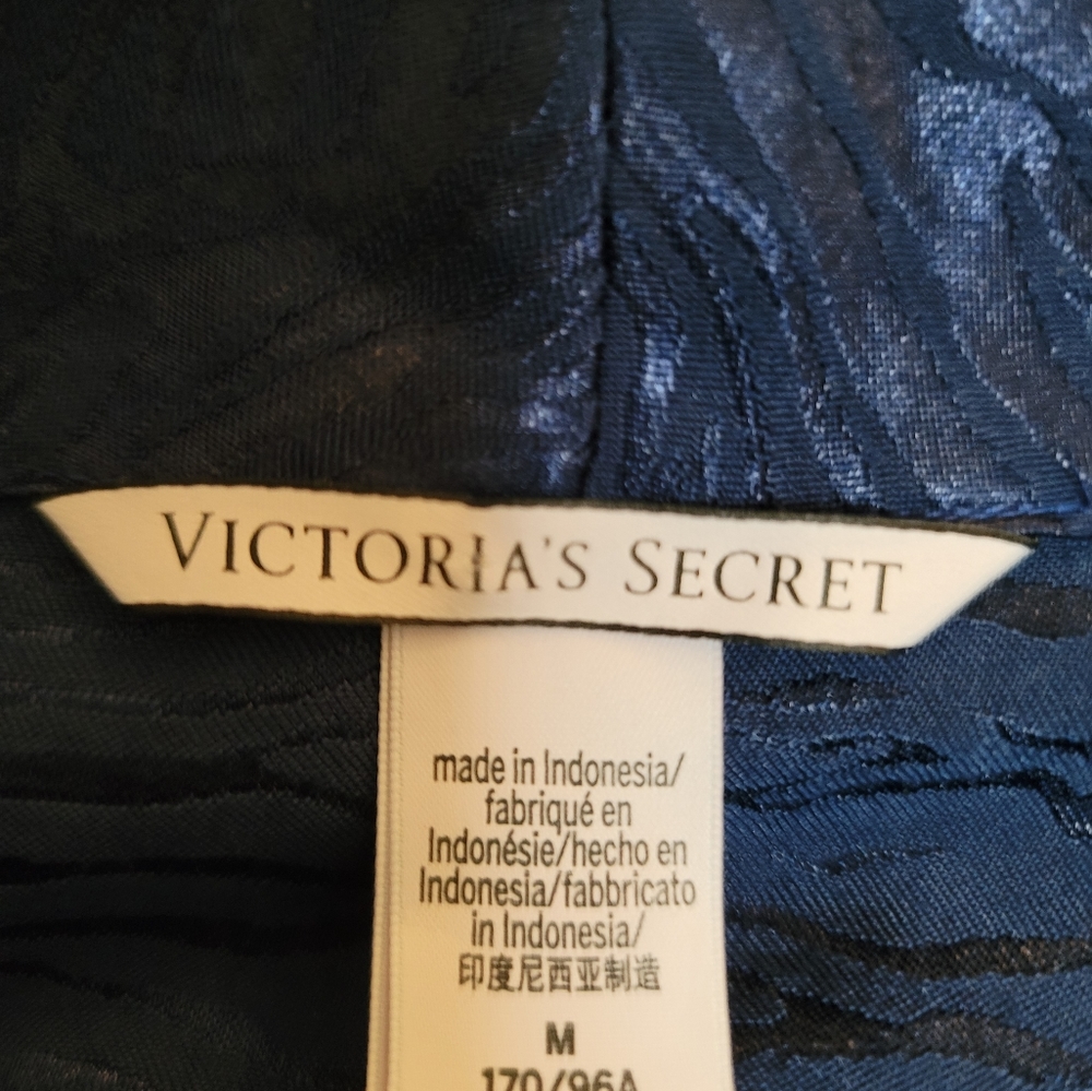 Victoria's Secret Blue Satin Zebra Print Jumpsuit Long Sleeve Size Medium - Picture 13 of 14